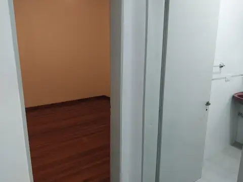 Casa 2 ambientes con 1 baño