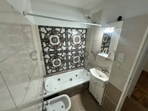 Departamento 2 ambientes con 1 baño