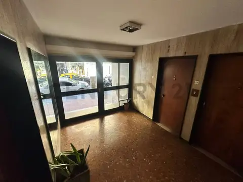 Avenida San Juan 3300, Piso 2
