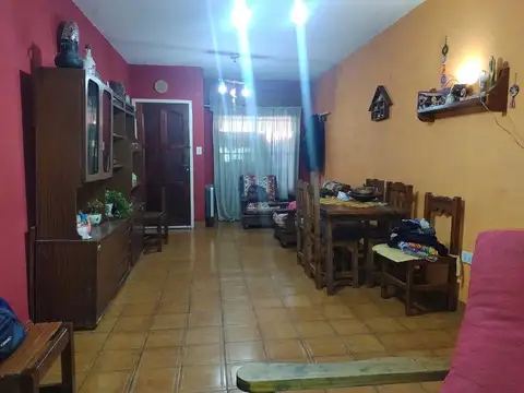 Depto Tipo Casa en Venta en San Antonio de Padua, USD 60.000