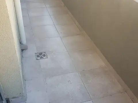 DEPTO 2 DORMITORIOS CON BALCON EN B° GENERAL PAZ