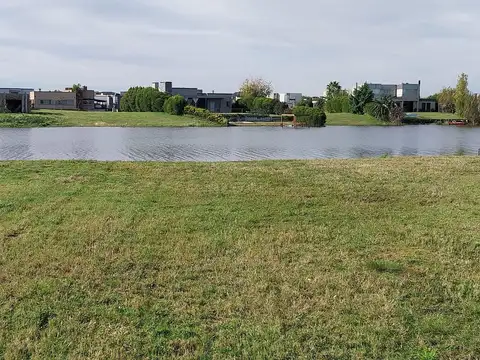 Terreno en Venta de 1069,0 m2