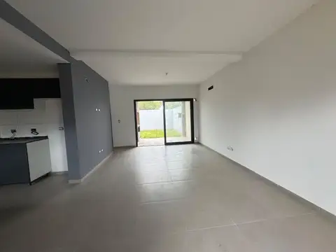 Venta DUPLEX 2 dormitorios dentro Circunvalación