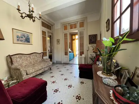 Excelente piso de categoria a la venta todo destino.