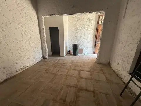 Local en Alquiler 50 años