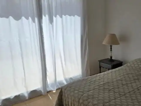 CASA EN ALQUILER MIRABOSQUES