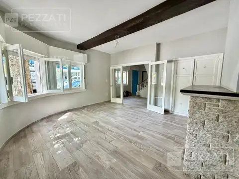 Casa  en venta. Ideal Vivienda o profesionales. Zona Shopping Paseo Aldrey.