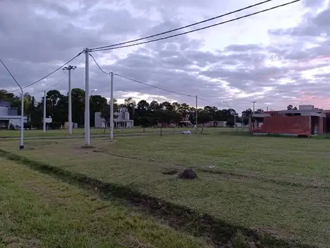 Terreno en Venta en Los Molinos, USD 35.000