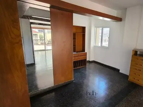 Venta departamento 3 dormitorios Terraza propia Apto crédito y profesional
