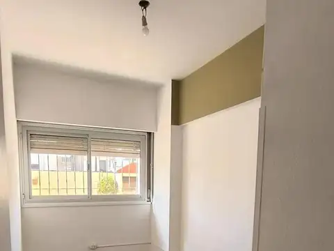 Departamento 8 ambientes con 1 baño