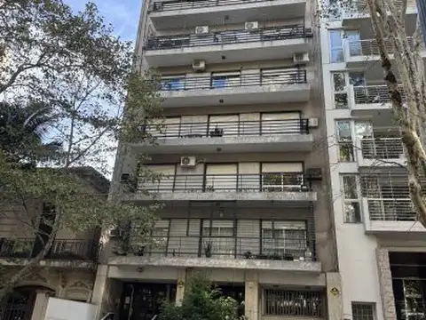 Departamento en Alquiler con 1 cocheras
