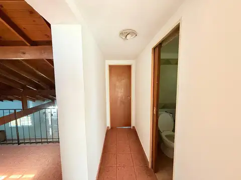 Casa en Venta con 6 cocheras