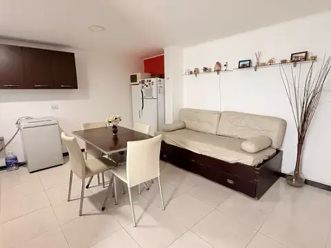 Depto Tipo Casa en Alquiler de 1 dormitorio