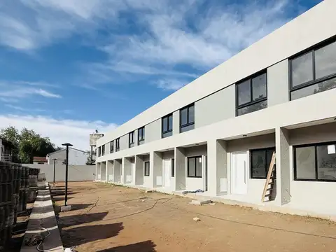 Depto Tipo Casa en Venta de 2 dormitorios