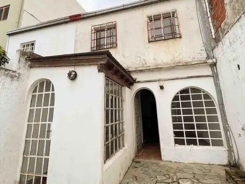 Depto Tipo Casa 5 ambientes con 1 baño