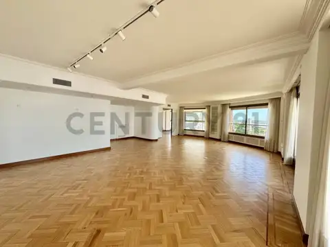 Departamento con vista franca al río