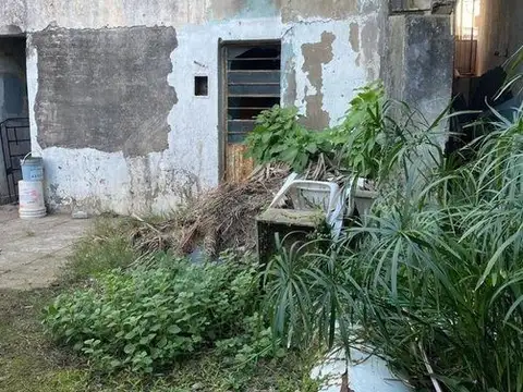 Av. Eva Duarte de Perón 1100