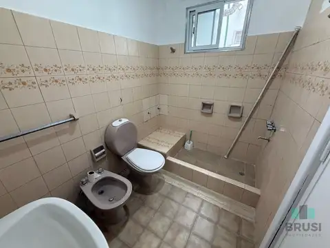 Departamento en Alquiler en Banfield, $ 860.000