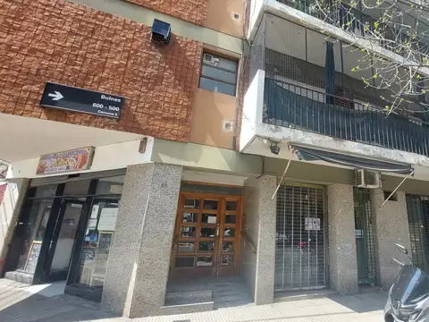 2 ambientes lateral excelente ubicacion