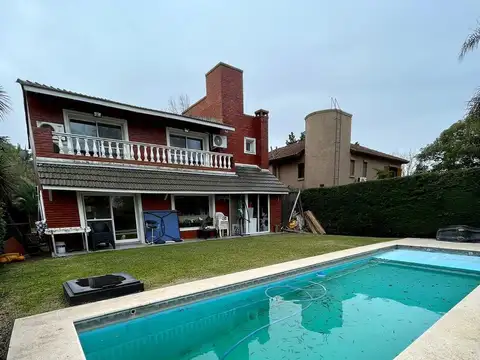 Casa a la venta en Country Banco Provincia  Francisco Alvarez Moreno