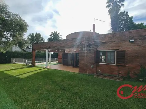 Casa en venta en Las Brisas Country Club. Zelaya