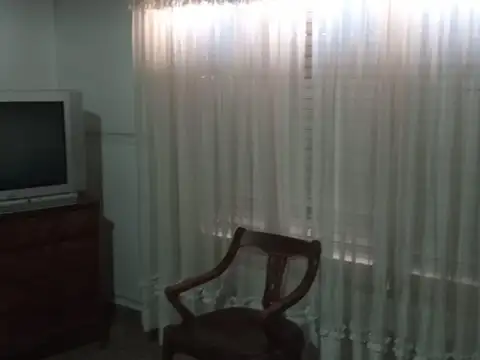 Depto Tipo Casa en Venta 102 años