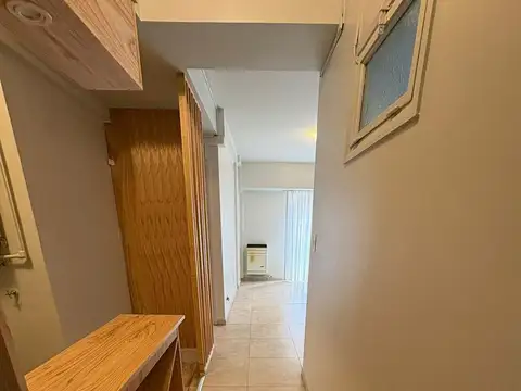 Venta de departamento - 2 ambientes - Reciclado - Con balcón - A la calle - Centro - Mar del Plata