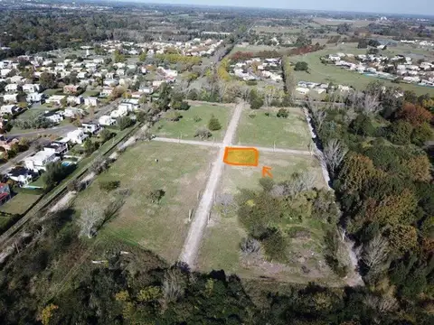 TERRENO"BARRIO SANTO DOMINGO"