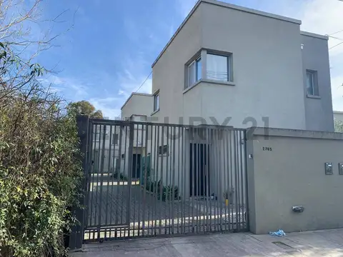 467 e/23 y Belgrano , Piso 0