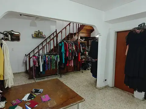 Depto Tipo Casa 5 ambientes con 1 baño