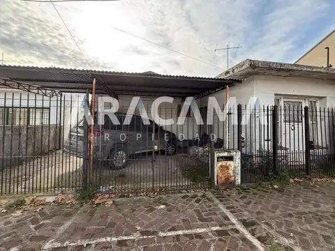 Casas en Venta a Reciclar en Monte Grande