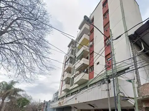 Departamento 4 Ambientes C/lavadero. Domingo F. Sarmiento 1739, Florida.