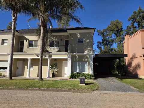 VENTA DE CASA DE 3 AMBIENTES CON GALERÍA - PARRILA - PARQUE - PILETA - APTO CRÉDITO LA LONJA, PILAR