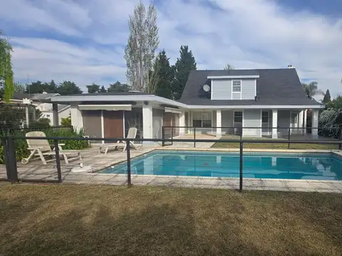 Chalet Americano Impecable 