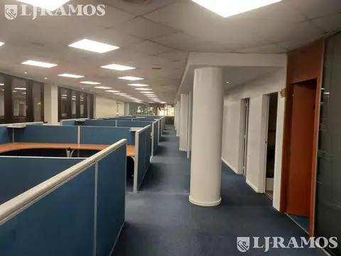 Oficina en Alquiler al Norte