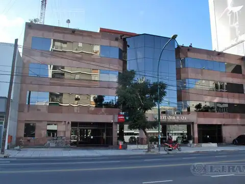Alquiler de oficina de 575 m2 en Vicente López