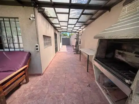 CASA EN ALQUILER EN CITY BELL