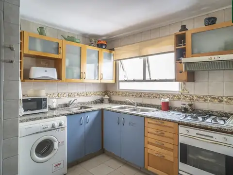 Departamento 4 ambientes con 2 baños