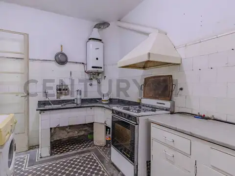 PH EN VENTA -OPORTUNIDAD INVERSOR EN EL CENTRO DE LA PLATA- 57 ENTRE 5 Y 6