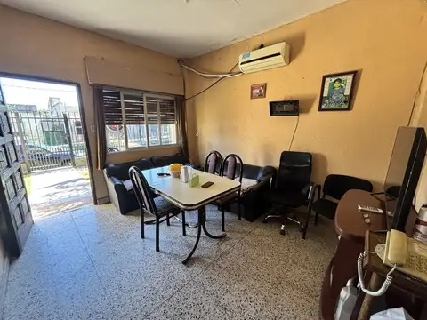 Casa 3 dormitorios en Claypole