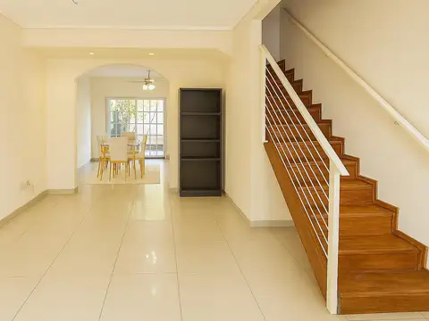 Depto Tipo Casa 4 ambientes con 1 baño