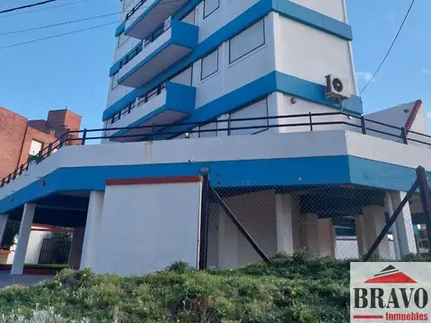 Paseo 145 y Avenida 1 100