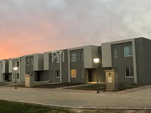 Casa  en Venta en Condominio Tortugas I, Garin, Escobar