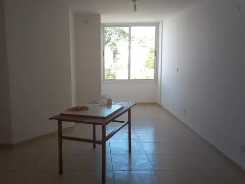 Julio A. Roca 900 , Piso 1