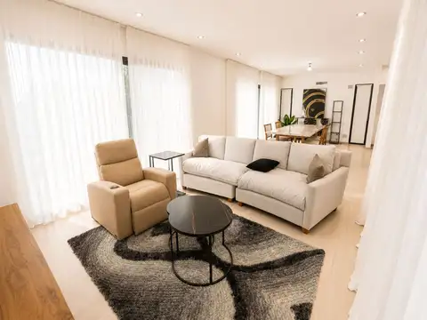 Casa en Venta en La Alameda, USD 229.999