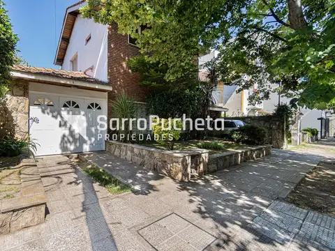 Venta casa de 4 ambientes en Haedo Norte.