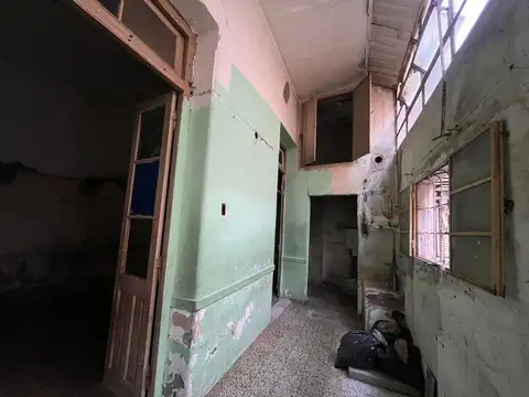 Depto Tipo Casa 2 ambientes con 1 baño
