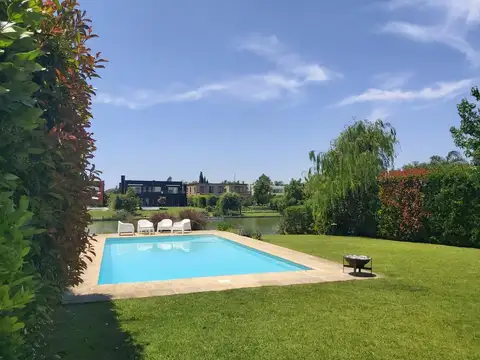Casa en Venta en Santa Barbara, USD 790.000