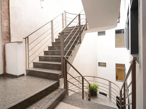 Edificio en block en venta en Monserrat