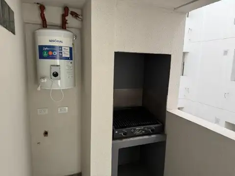 Ramón Espinola 200 , Piso 2
